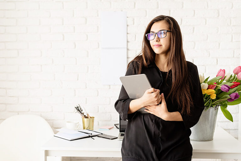 5 Important Email Templates for Freelance Designers